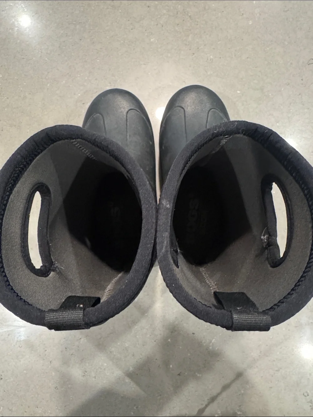 Bogs Kids Black Waterproof Pull-On Snow Boots with Easy Grip Handles